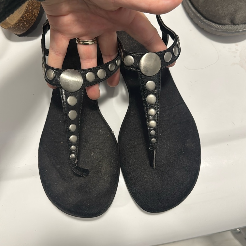 Aerosoles size 9 sandal black cloth